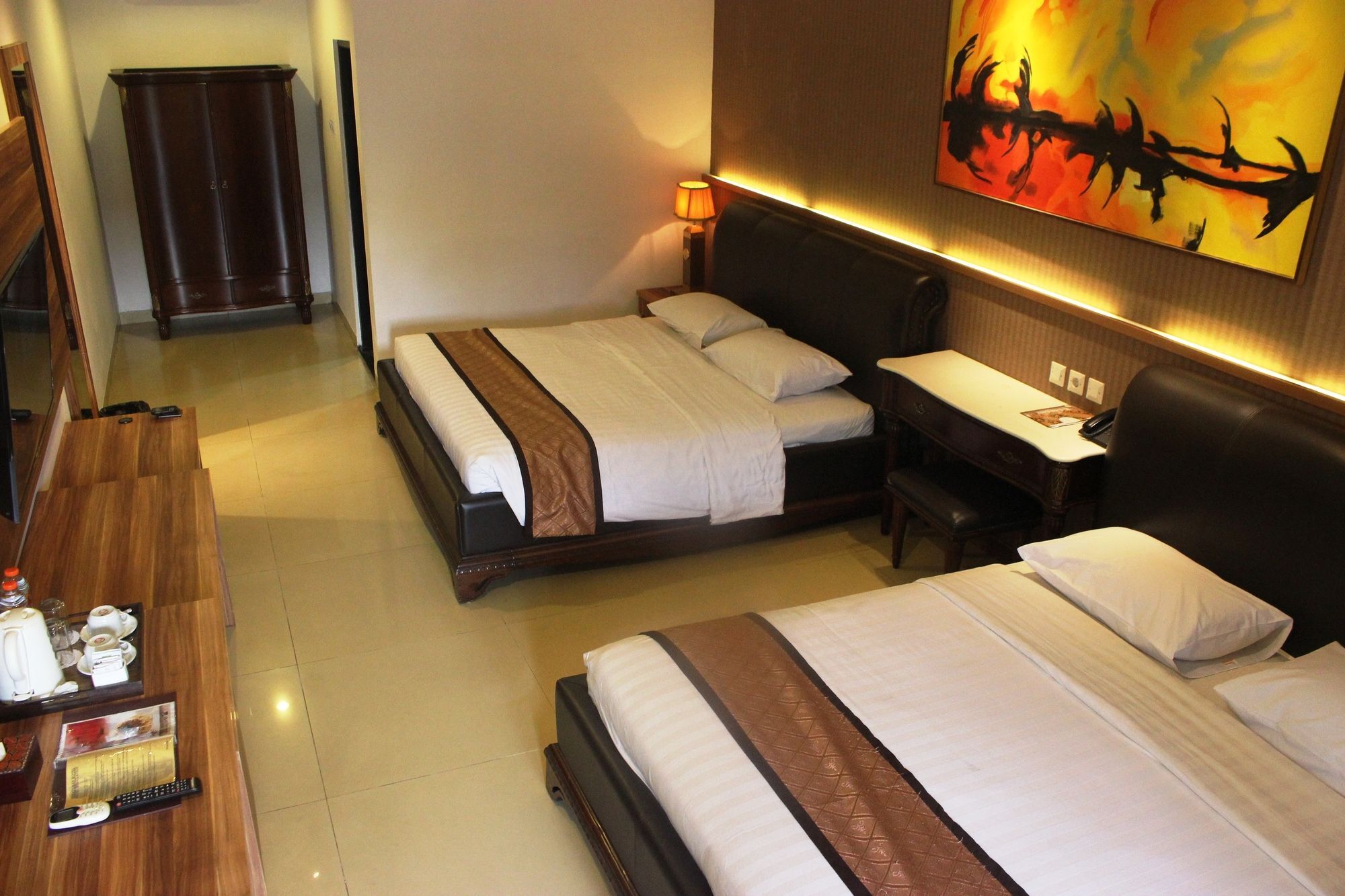 The Grand Palace Hotel Yogyakarta Kültér fotó